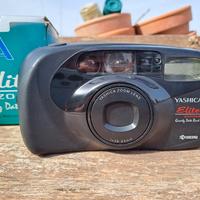 Fotocamera YASHICA Kyocera - Elite 200M 