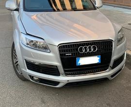 Audi q7 da ripristinare