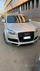 Audi q7 da ripristinare