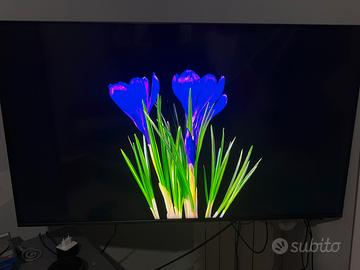 Smart TV Samsung 43” 4K Crystal UHD con pellicola