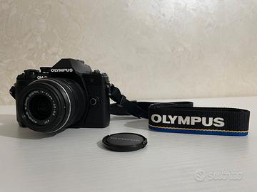 Olympus OM-D E-M10 MARK III