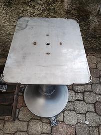 Piedistallo grezzo con piastra 50per 40