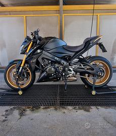 Suzuki GSXS 1000 2016 