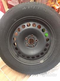 Cerchi in ferro e pneumatici invernali