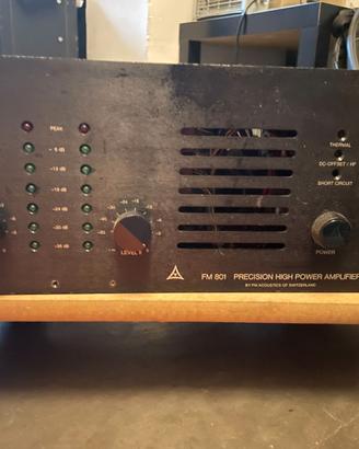 Amplificatore FM Acoustics mod FM801