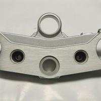 -Piastra forcella sup Yamaha FZR1000 3GMW23415000