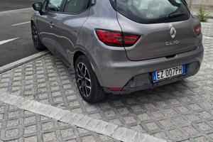 Renault clio anno 2015 120 mila km 1.2 benzina