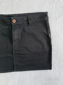 Minigonna nera in denim taglia M