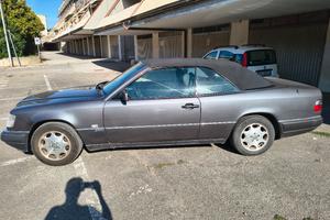 Mercedes e200 cabriolet