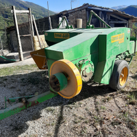 Pressa raccoglitrice per fieno