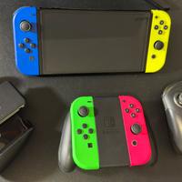 Nintendo Switch OLED + tantissimi accessori