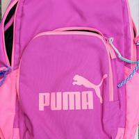 Zaino marca PUMA.
