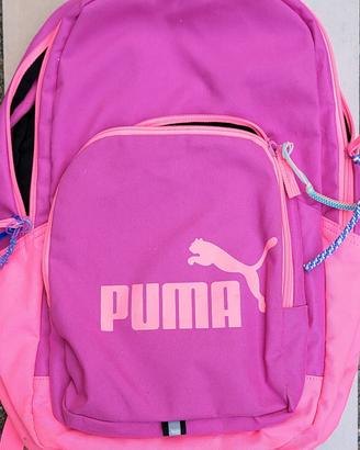 Zaino marca PUMA.