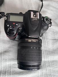 Nikon D7100 + obiettivi + accessori + borsa