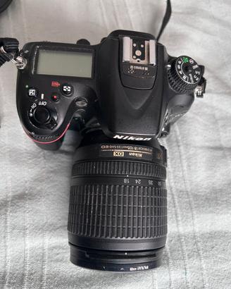 Nikon D7100 + obiettivi + accessori + borsa