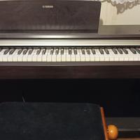 Pianoforte digitale Yamaha Arius YDP-142