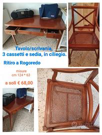 Scrivania con poltrona in legno