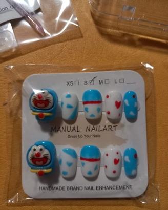 PRESS ON NAILS DORAEMON
