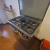 Cucina 5 fuochi e forno ventilato