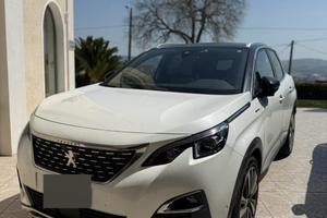 Peugeot 3008 Hybrid4 300 GT batteria 2026