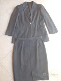 Tailleur donna giacca e gonna antracite