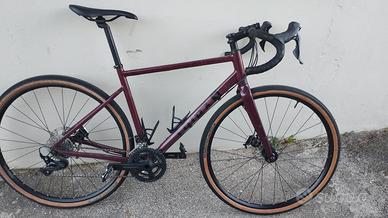 bici gravel triban 520 grvl m e ruote