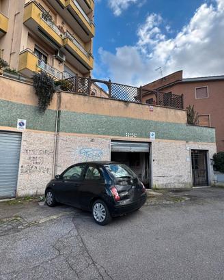 Boccea - ampio locale su due livelli