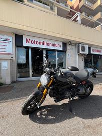 Ducati Monster 1200 s