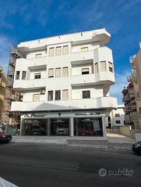 Attico a 50m. dal mare con terrazzo esclusivo