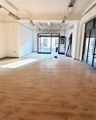 Sestu Centro locale commerciale alta visibilità