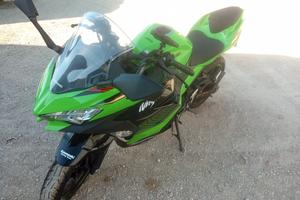 Kawasaki Ninja 400