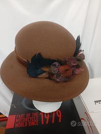 Cappelli donna in lana marroni