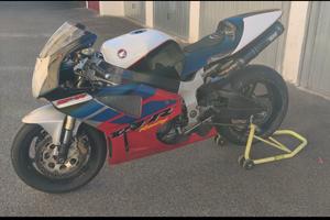 Honda vtr 1000 sp