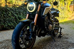 HONDA CB650R 