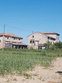 Splendido rustico dell'800 da ristrutturare