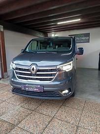 RENAULT TRAFIC Extralungo Intense – 9 Posti