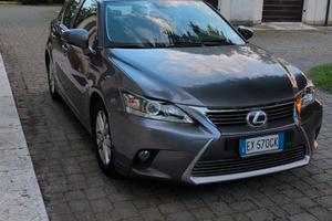 Lexus ct 200h