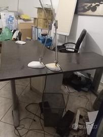 scrivania ufficio