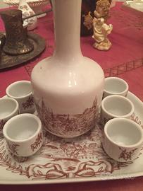 Vassoio bottiglia e tazzine ceramiche Ungheresi