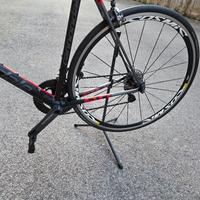 Bici da corsa Cannondale EVO