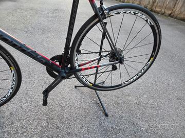 Bici da corsa Cannondale EVO