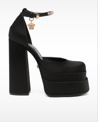Pumps Medusa Aevitas con plateau