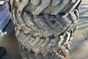 pneumatici agricoli per trattori, rimorchi,dumper