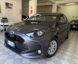 Toyota Yaris 1.5 Hybrid 5 porte Business