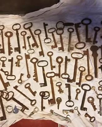 Chiavi e serrature antiche
