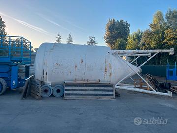 Silos usato completo di valvola e vibratore