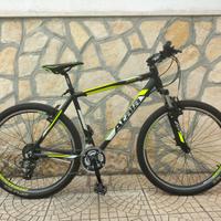 Bicicletta Nuova + Pompa di gonfiaggio