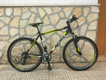 Bicicletta Nuova + Pompa di gonfiaggio