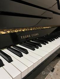 Pianoforte originale Young Chang