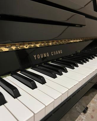 Pianoforte originale Young Chang